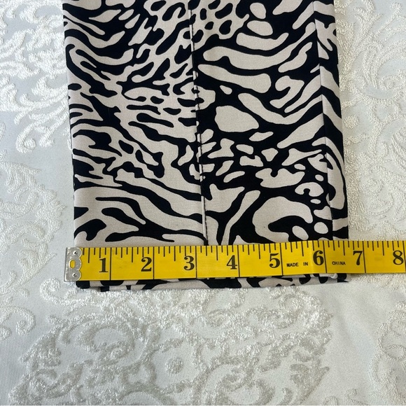 Anne Klein Black & Cream Animal Print Stretch Pants Elastic Waist Pockets Size S - Picture 6 of 11